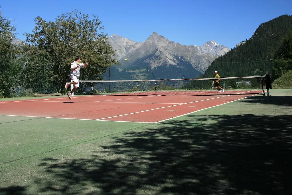 *** Aparthotel Madame Vacances Residence Les Chalets Du Thabor Valfrejus France